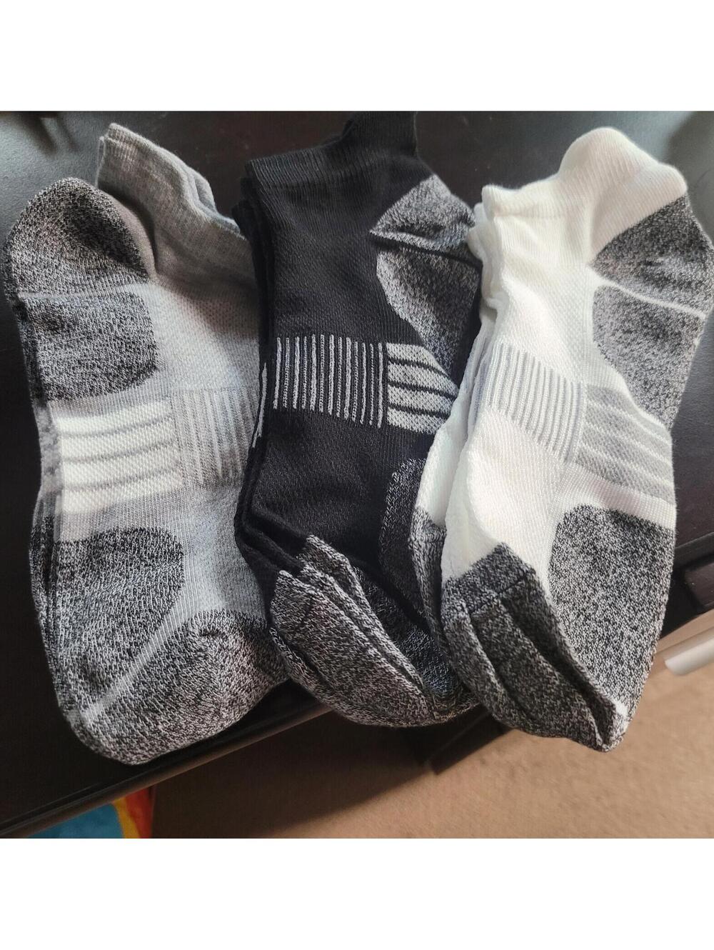 Set of 6 Athletic Low Cut Socks - Black, White, Gray